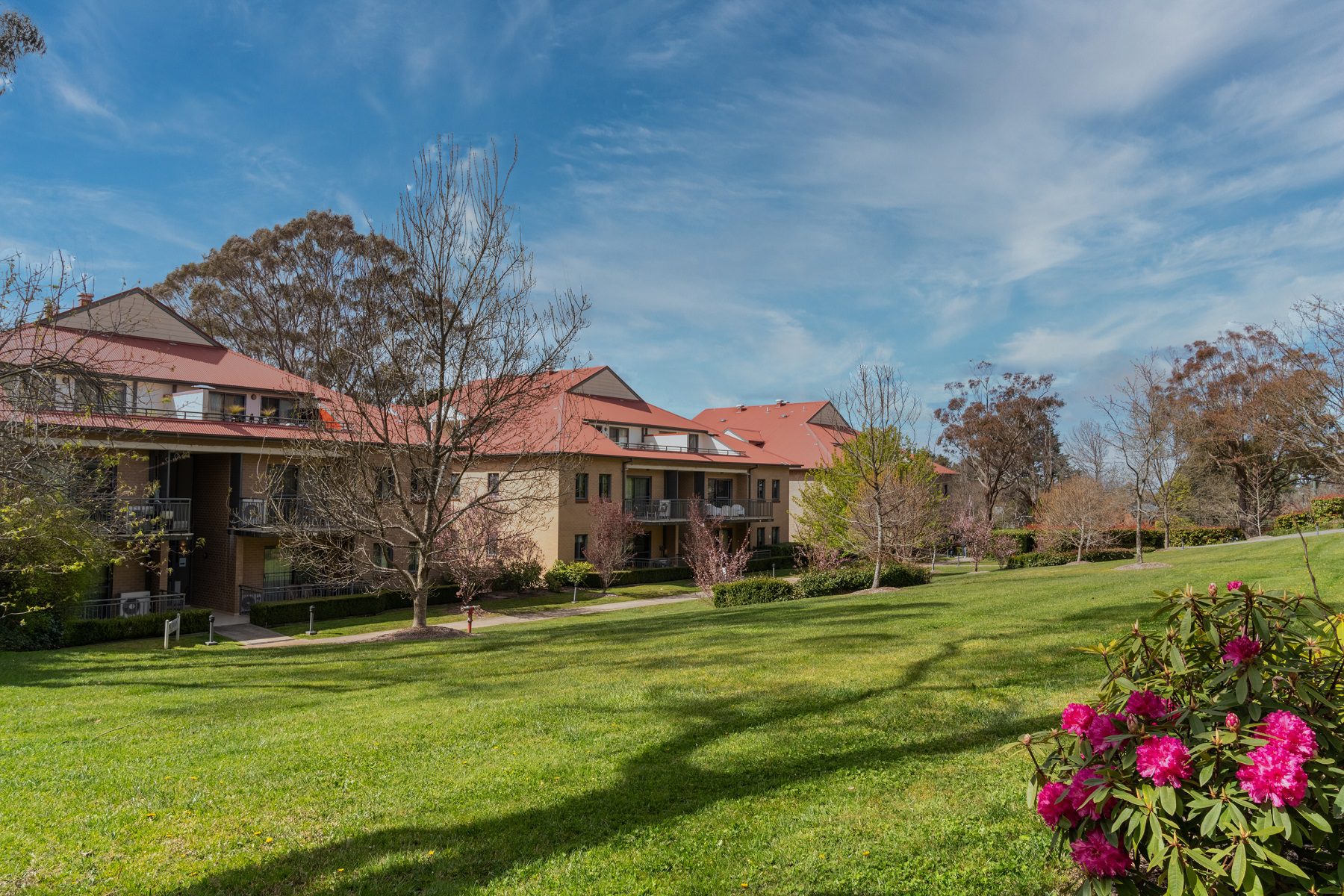 Leisure Inn Spires exterior