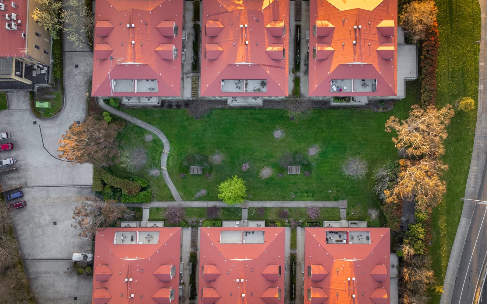 Leisure Inn Spires drone angle